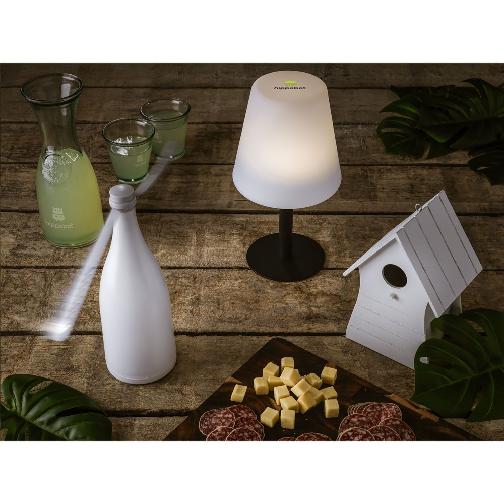 Gusta Solar Table Lamp